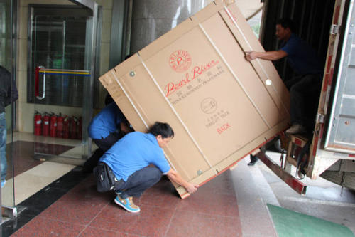 襄垣钢琴贵重工艺品无忧运